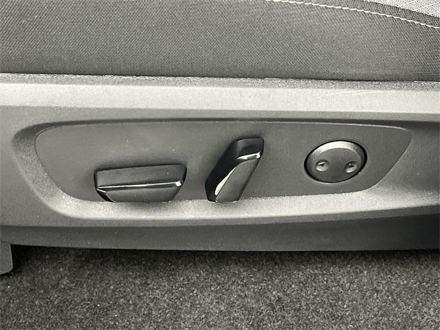 new 2025 Nissan Pathfinder car, priced at $35,072