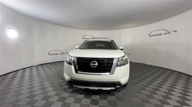 new 2024 Nissan Pathfinder car, priced at $50,122