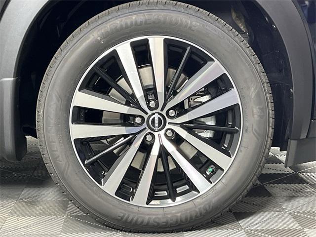 new 2025 Nissan Pathfinder car, priced at $49,585