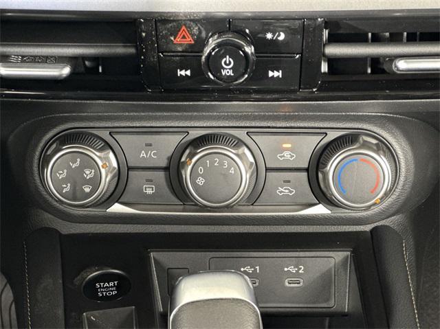 new 2025 Nissan Kicks car, priced at $28,280