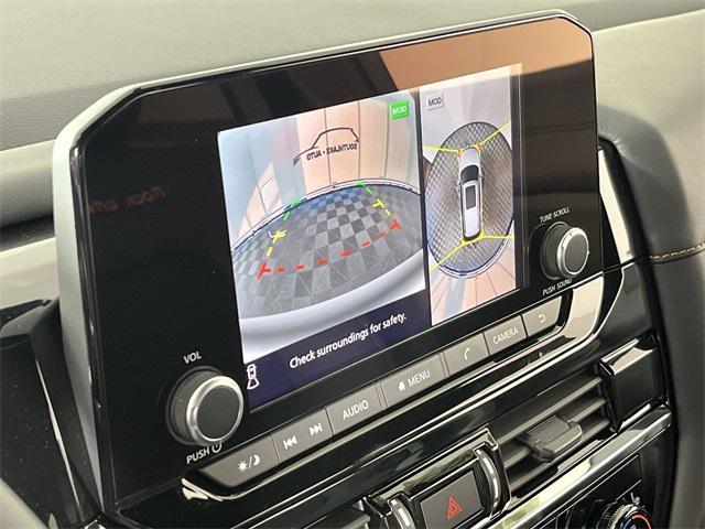new 2025 Nissan Pathfinder car, priced at $42,652