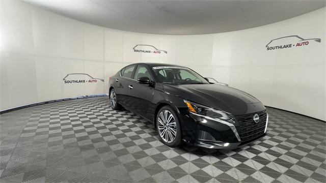 new 2025 Nissan Altima car, priced at $33,020