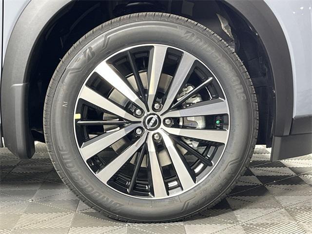 new 2025 Nissan Pathfinder car, priced at $50,844