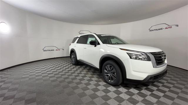 new 2025 Nissan Pathfinder car, priced at $38,867