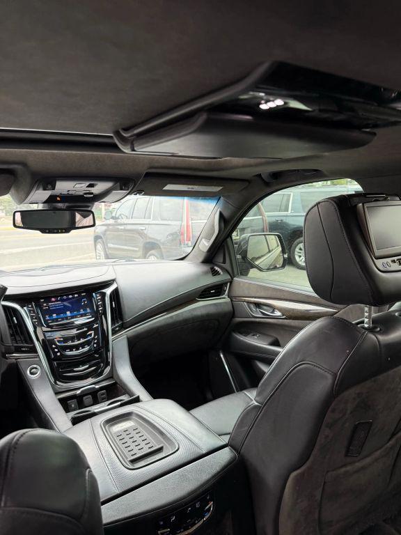 used 2016 Cadillac Escalade ESV car, priced at $24,995