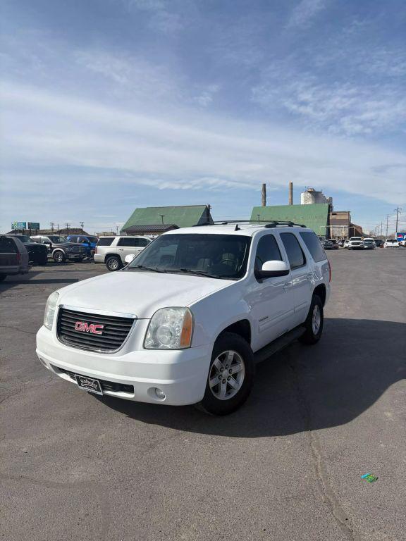 used 2012 GMC Yukon car, priced at $9,495