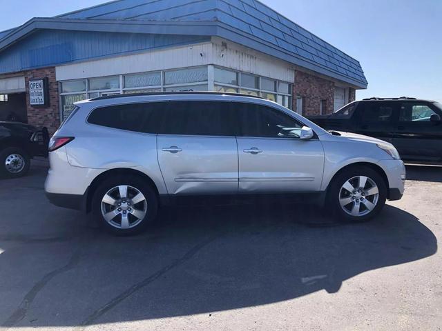 used 2014 Chevrolet Traverse car, priced at $10,995