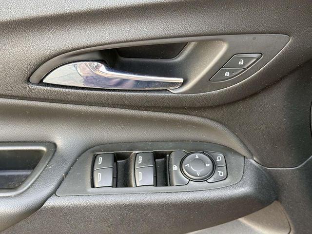 used 2024 Chevrolet Equinox car, priced at $20,003