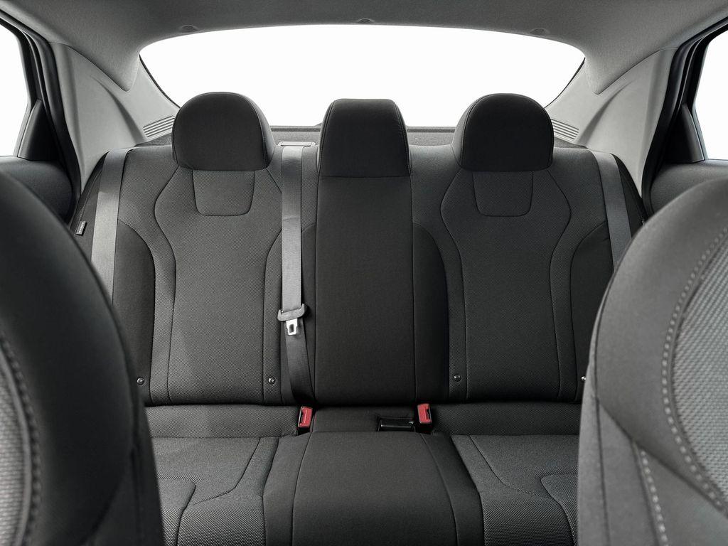 new 2025 Hyundai Elantra car, priced at $20,195