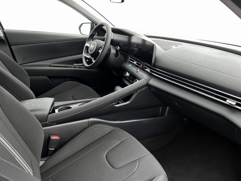 new 2025 Hyundai ELANTRA HEV car, priced at $22,225