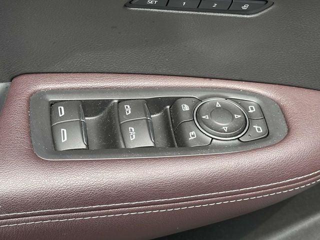 used 2022 Cadillac XT6 car, priced at $36,993