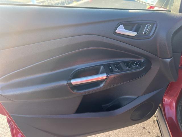 used 2014 Ford Escape car, priced at $7,995