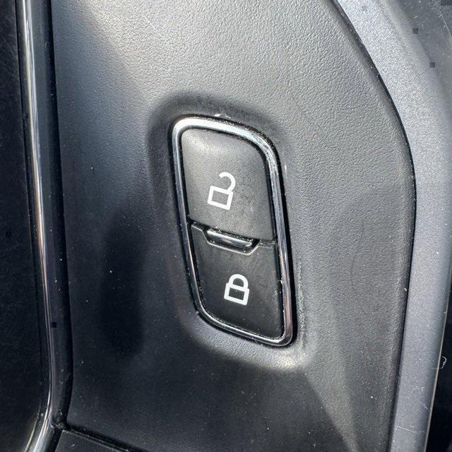 used 2022 Ford F-150 car, priced at $39,900