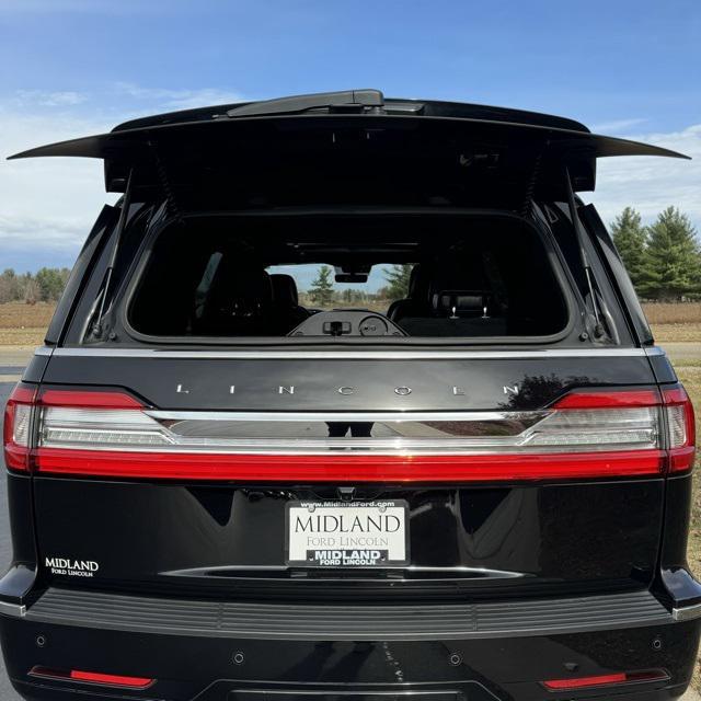 used 2019 Lincoln Navigator car, priced at $38,900