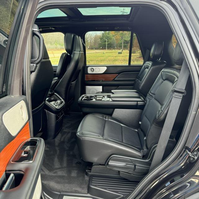 used 2019 Lincoln Navigator car, priced at $38,900