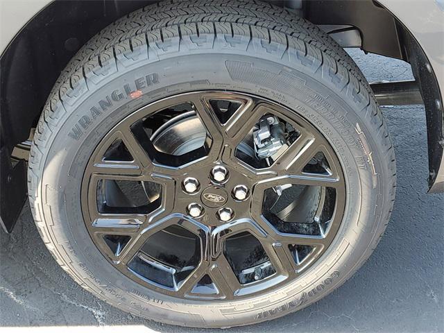 new 2025 Ford Maverick car, priced at $38,995