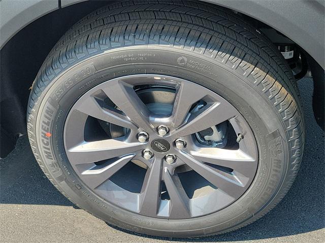 new 2025 Ford Explorer car, priced at $49,260