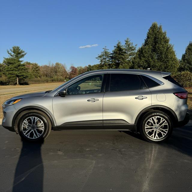 used 2022 Ford Escape car, priced at $22,900