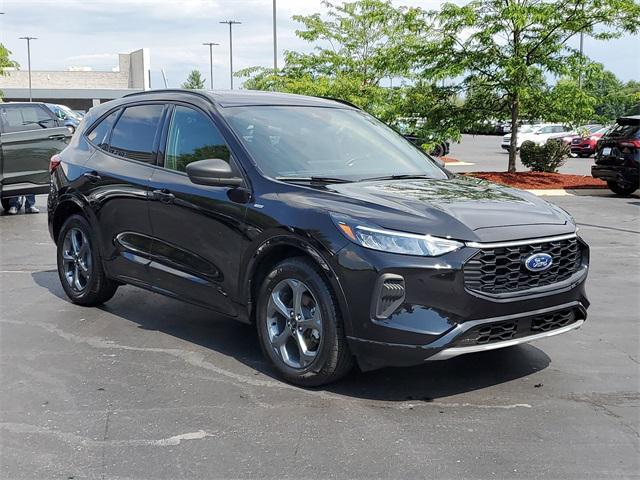 used 2023 Ford Escape car, priced at $25,900