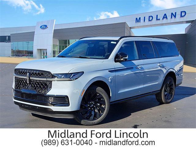 new 2025 Lincoln Navigator car, priced at $110,215