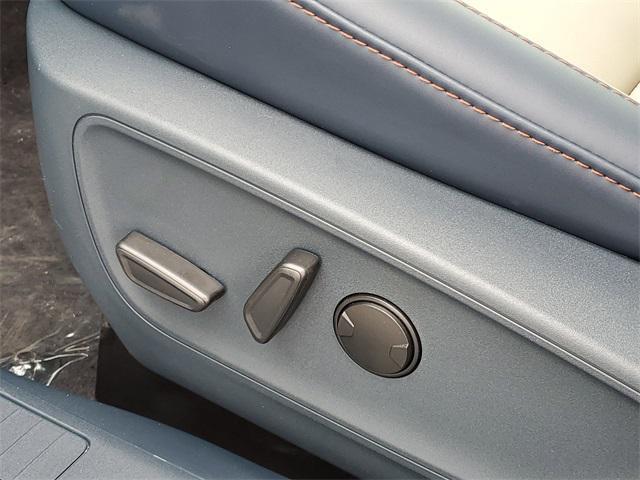 new 2025 Ford Maverick car, priced at $40,995