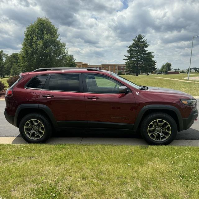 used 2020 Jeep Cherokee car, priced at $18,900