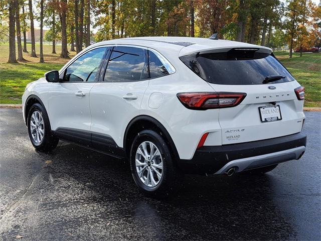 used 2023 Ford Escape car, priced at $29,900