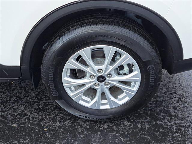 used 2023 Ford Escape car, priced at $29,900