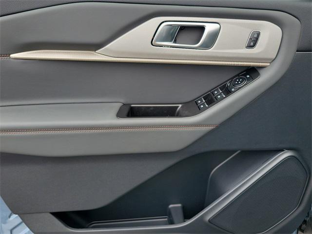 new 2025 Ford Explorer car, priced at $48,680
