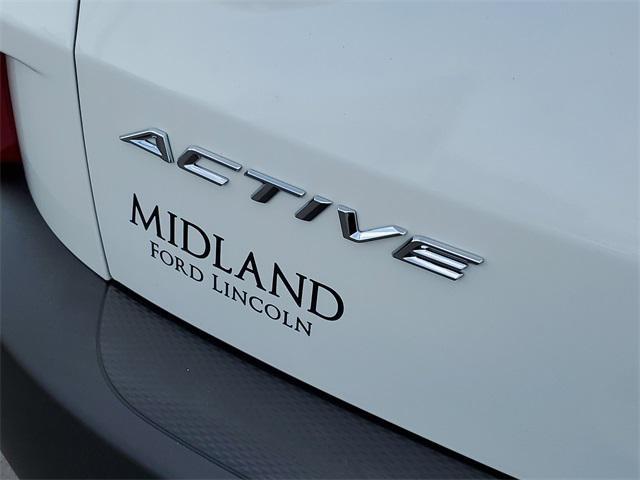 used 2023 Ford Escape car, priced at $27,900