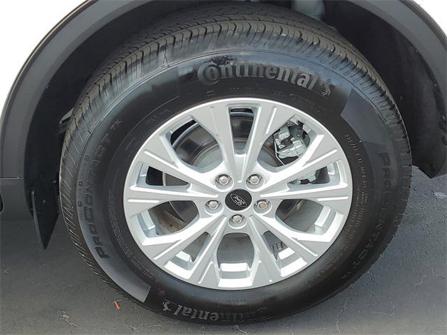 used 2023 Ford Escape car, priced at $27,900
