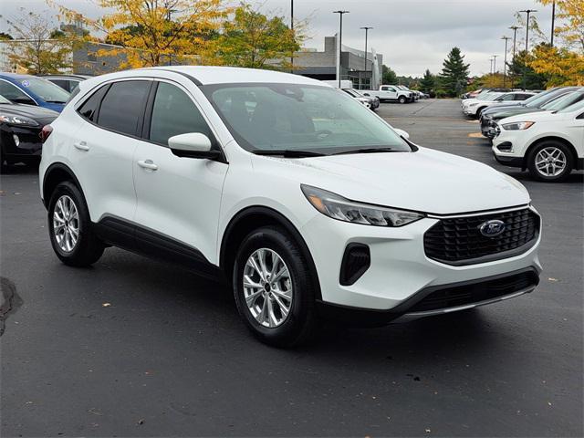 used 2023 Ford Escape car, priced at $28,900