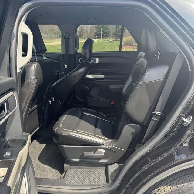 used 2022 Ford Explorer car, priced at $33,900