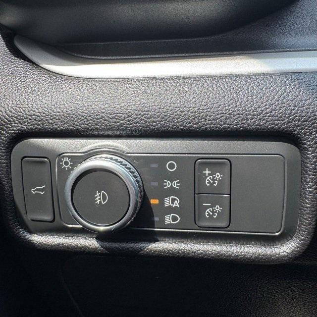 used 2022 Ford Explorer car, priced at $33,900
