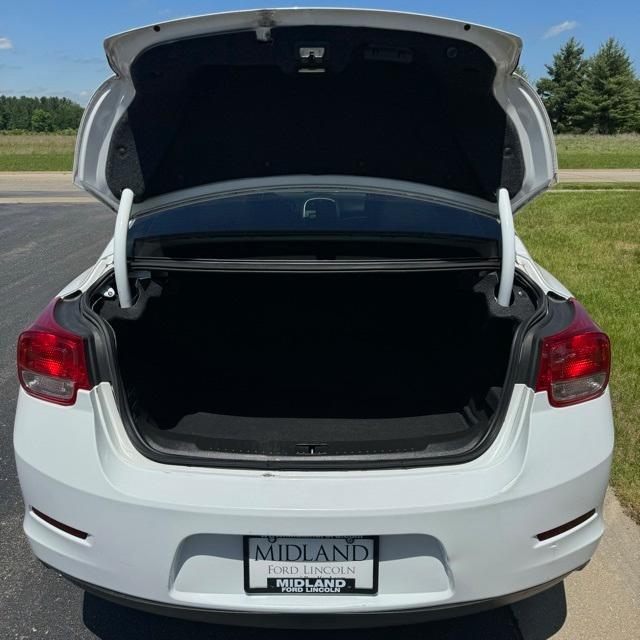 used 2015 Chevrolet Malibu car, priced at $9,900