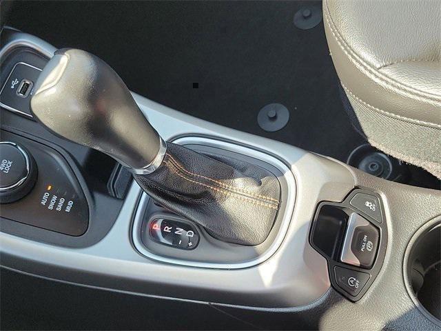used 2019 Jeep Compass car, priced at $17,900