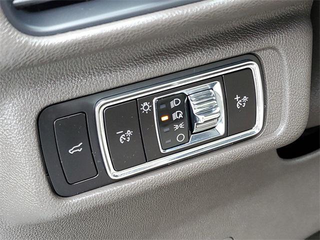 used 2023 Lincoln Corsair car, priced at $35,900