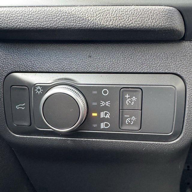 used 2022 Ford Escape car, priced at $21,500