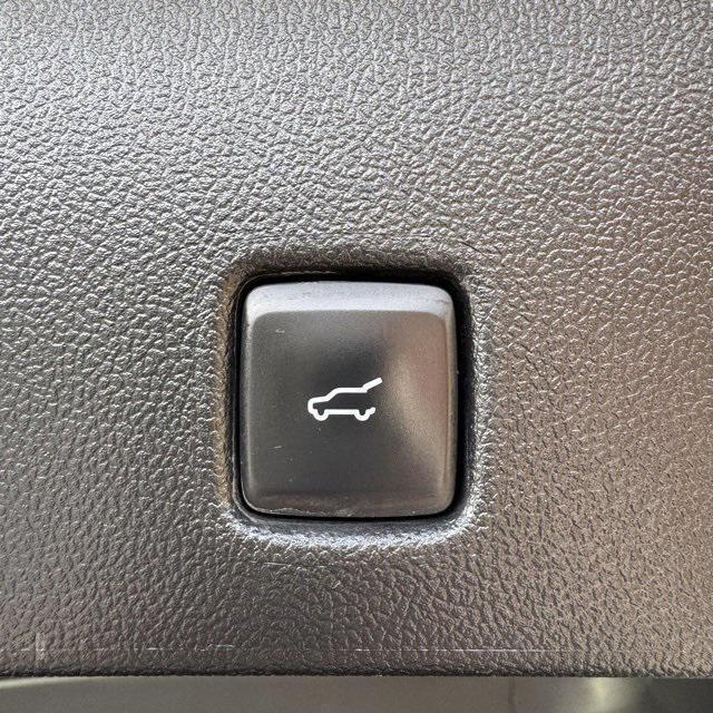 used 2022 Ford Escape car, priced at $21,500