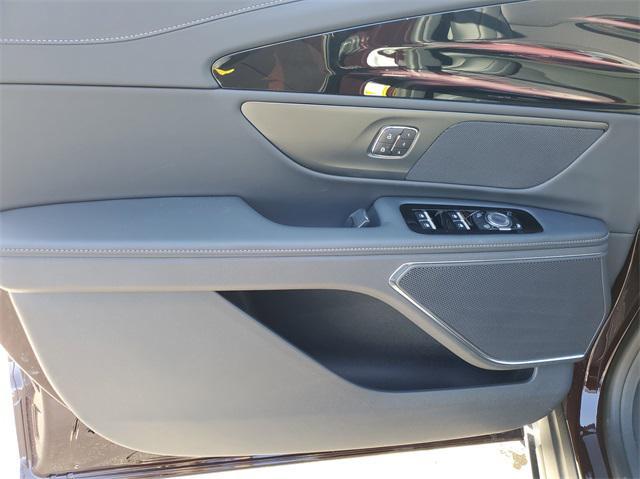 new 2025 Lincoln Nautilus car, priced at $57,235
