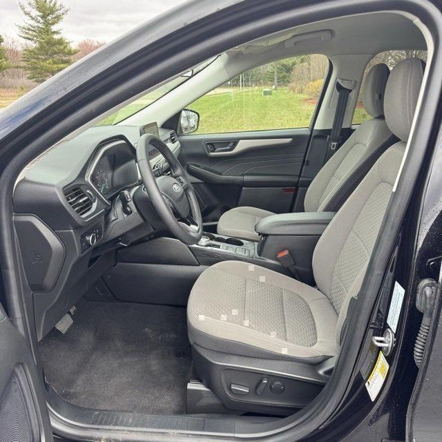 used 2022 Ford Escape car, priced at $22,900