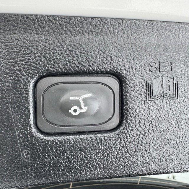 used 2022 Ford Edge car, priced at $24,900
