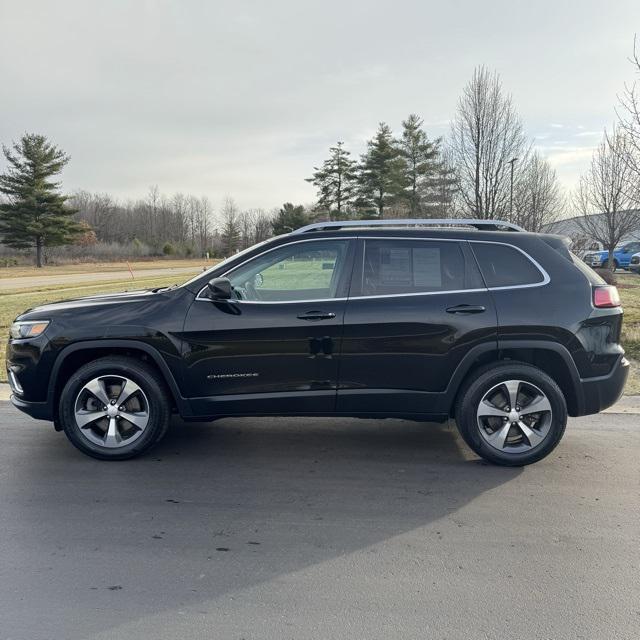 used 2019 Jeep Cherokee car, priced at $15,900