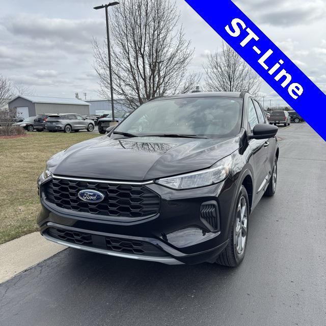 used 2023 Ford Escape car, priced at $27,900
