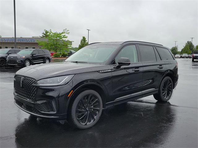 new 2025 Lincoln Aviator car, priced at $80,660