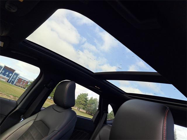 used 2024 Ford Edge car, priced at $32,900