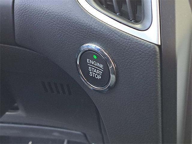 used 2024 Ford Edge car, priced at $32,900