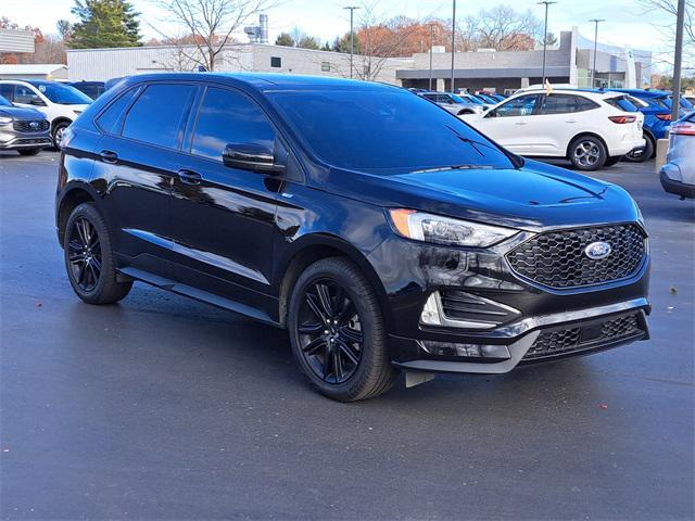 used 2024 Ford Edge car, priced at $32,900