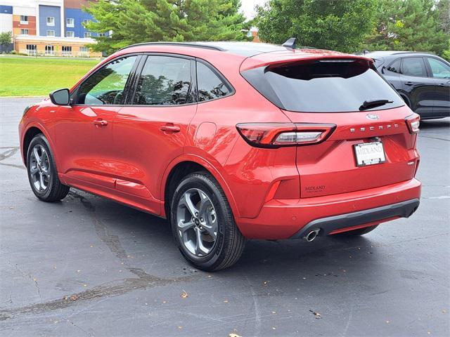 used 2023 Ford Escape car, priced at $28,900