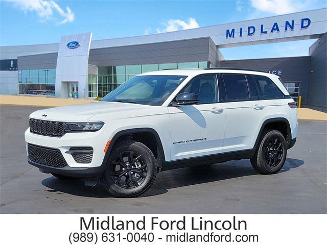 used 2024 Jeep Grand Cherokee car, priced at $35,900